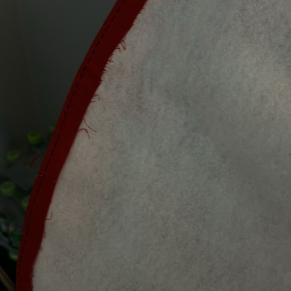 NWOT Hand crafted made Christmas tree skirt from pattern ~21” x 9” x42” half - Picture 8 of 10